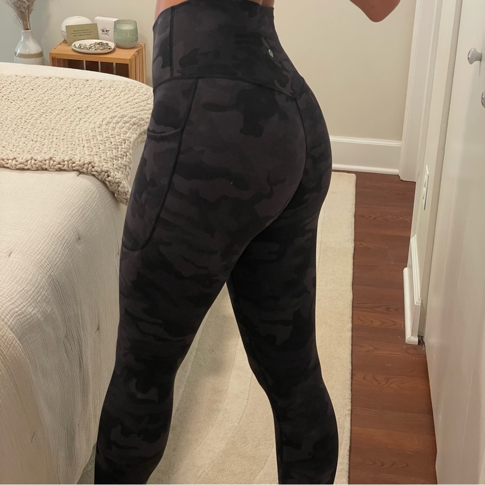 CAMO LEGGINGS 🤍🩶🖤